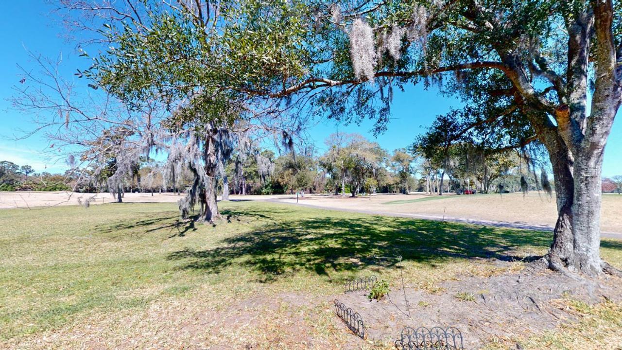 הילטון הד איילנד 943 Inverness Village מראה חיצוני תמונה
